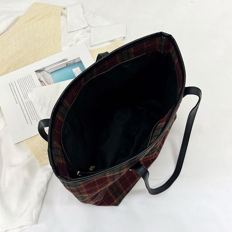 Bags & Luggage | Cree Tartan Holdall  –  Mens Accessories Bags & Luggage